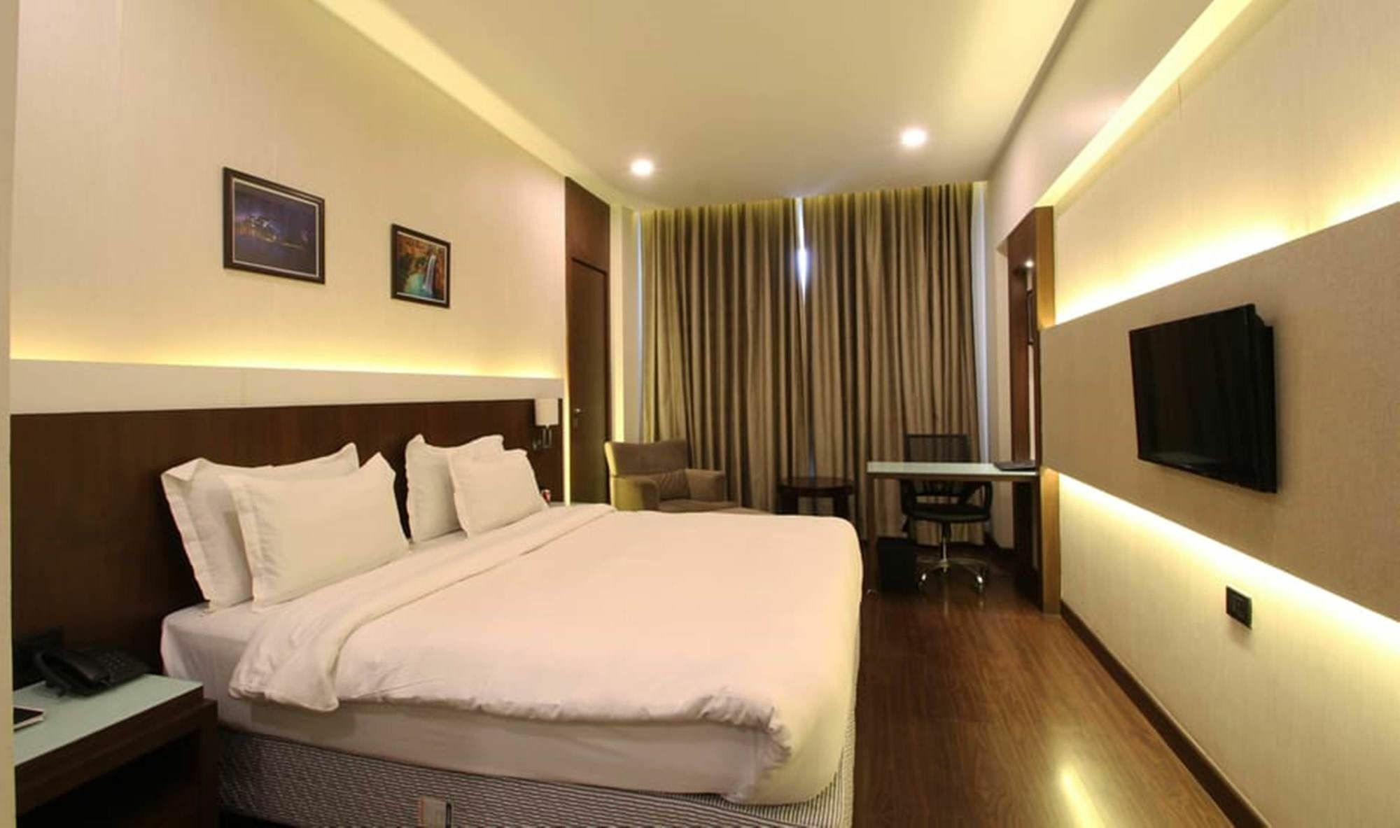Treebo Premium Eden Residency Hotel Gurgaon Luaran gambar