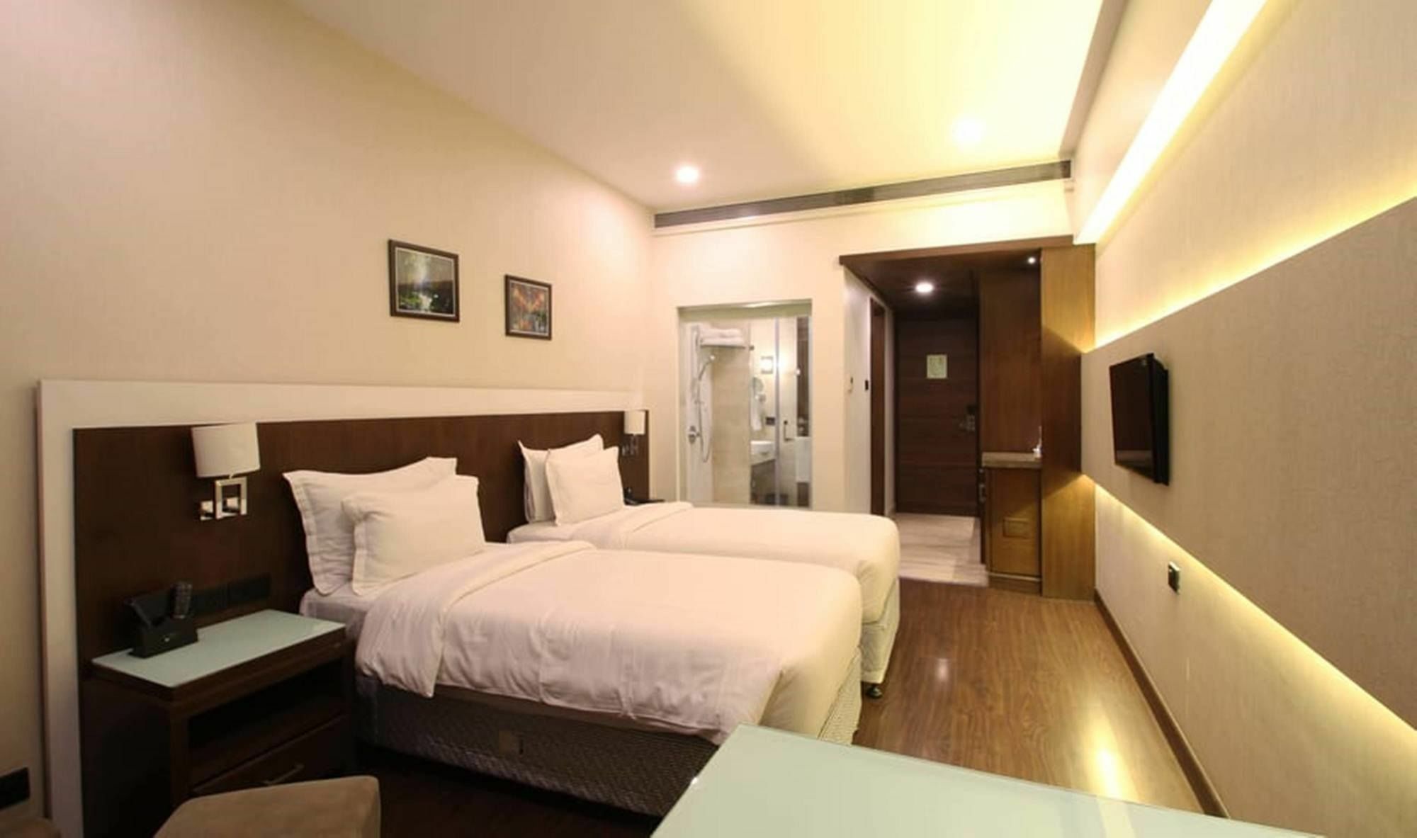 Treebo Premium Eden Residency Hotel Gurgaon Luaran gambar