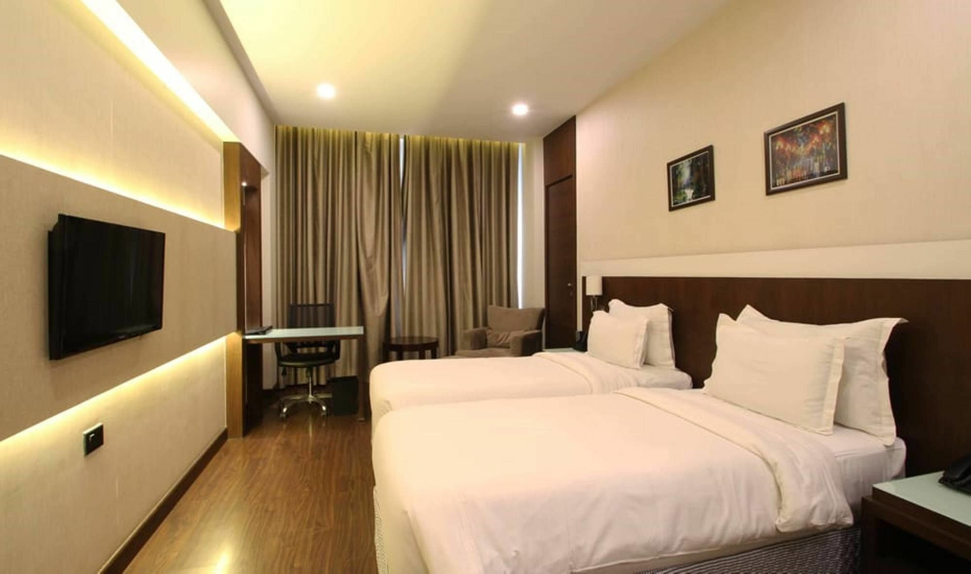 Treebo Premium Eden Residency Hotel Gurgaon Luaran gambar